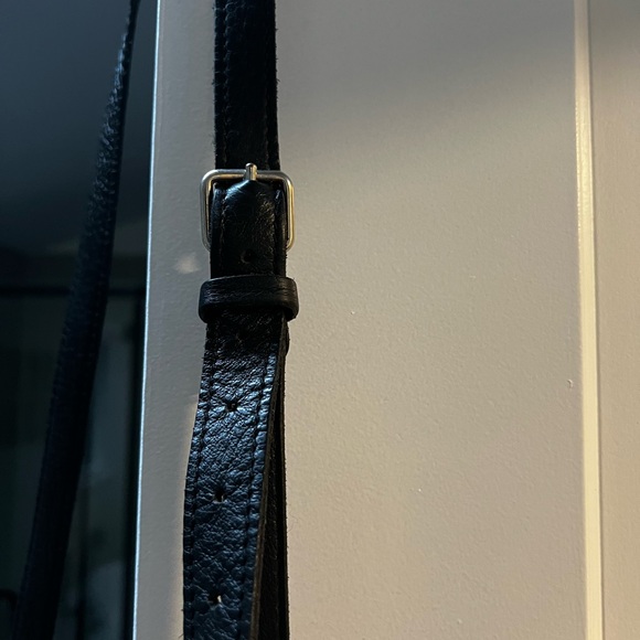 Roots genuine leather crossbody bag - Picture 3 of 5